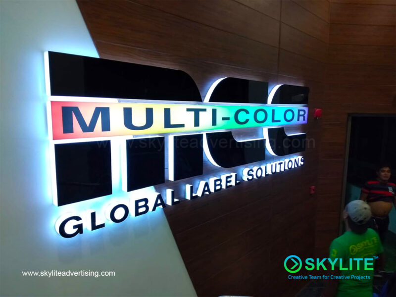 multicolor build up sign with led 2 1