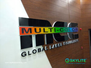 multicolor build up sign with led 3 1