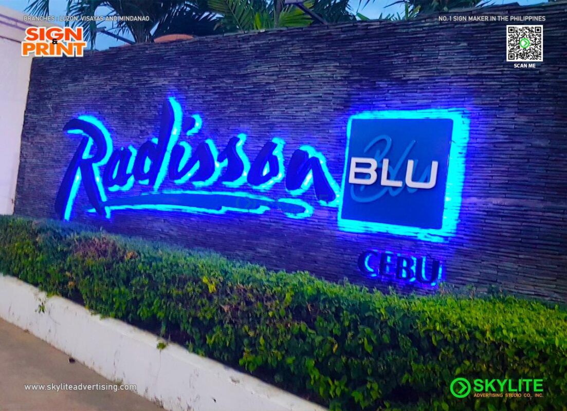 radisson blue metal signage in cebu 01